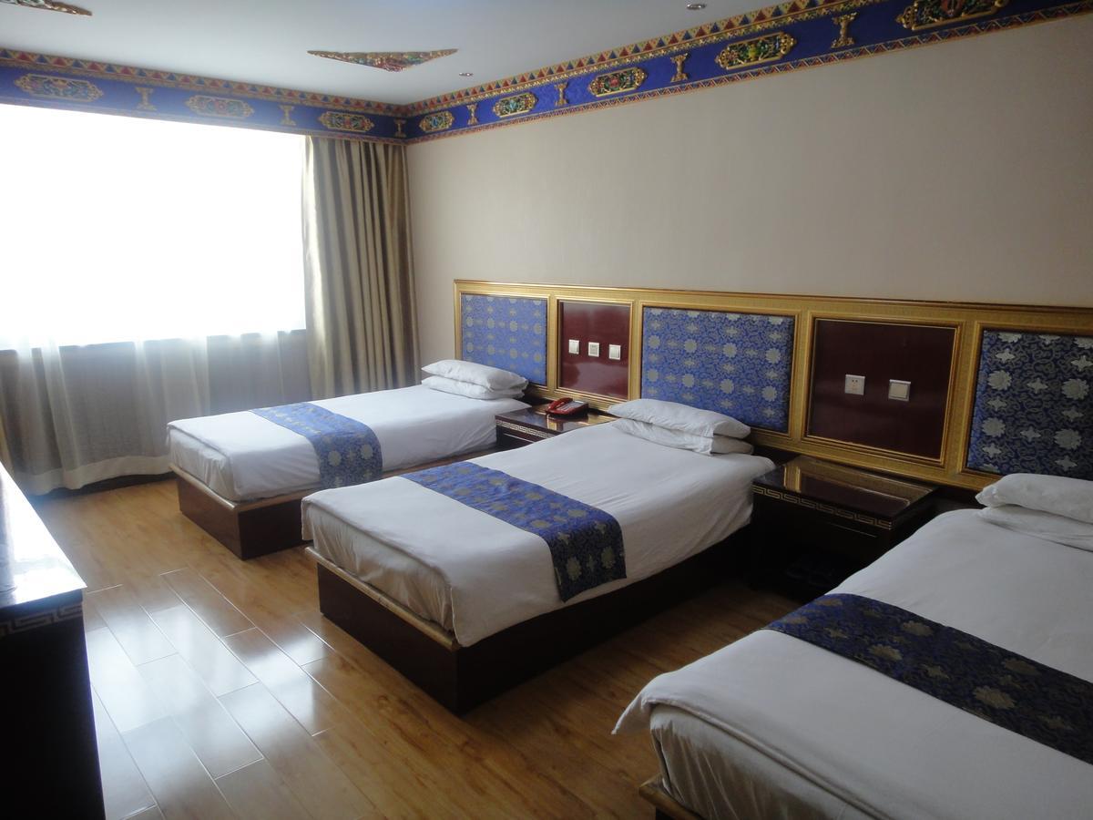 Overseas Tibetan Hotel Сяхе Екстериор снимка