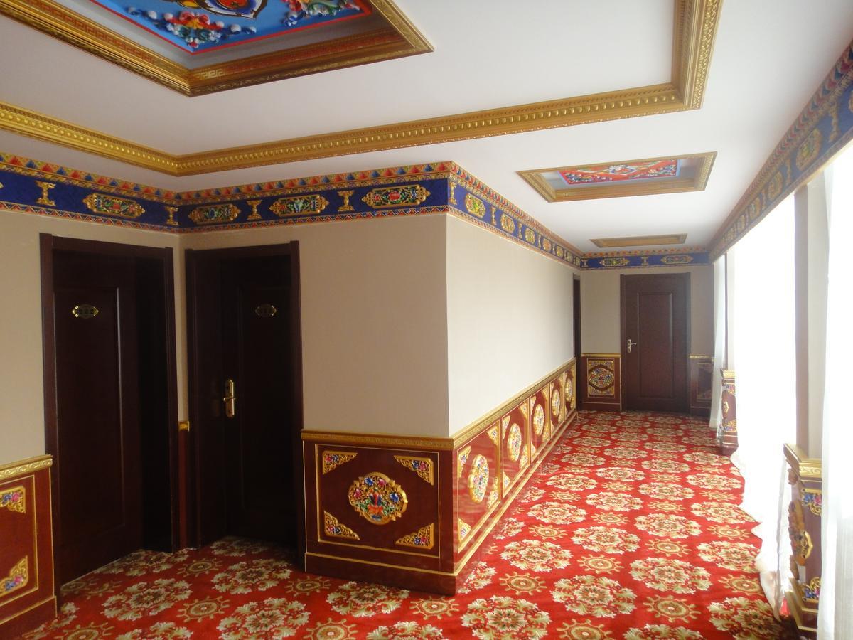 Overseas Tibetan Hotel Сяхе Екстериор снимка