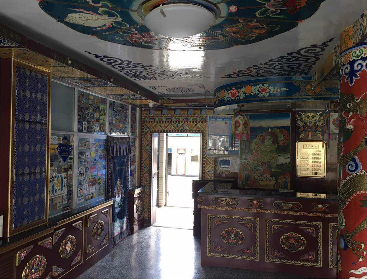 Overseas Tibetan Hotel Сяхе Екстериор снимка